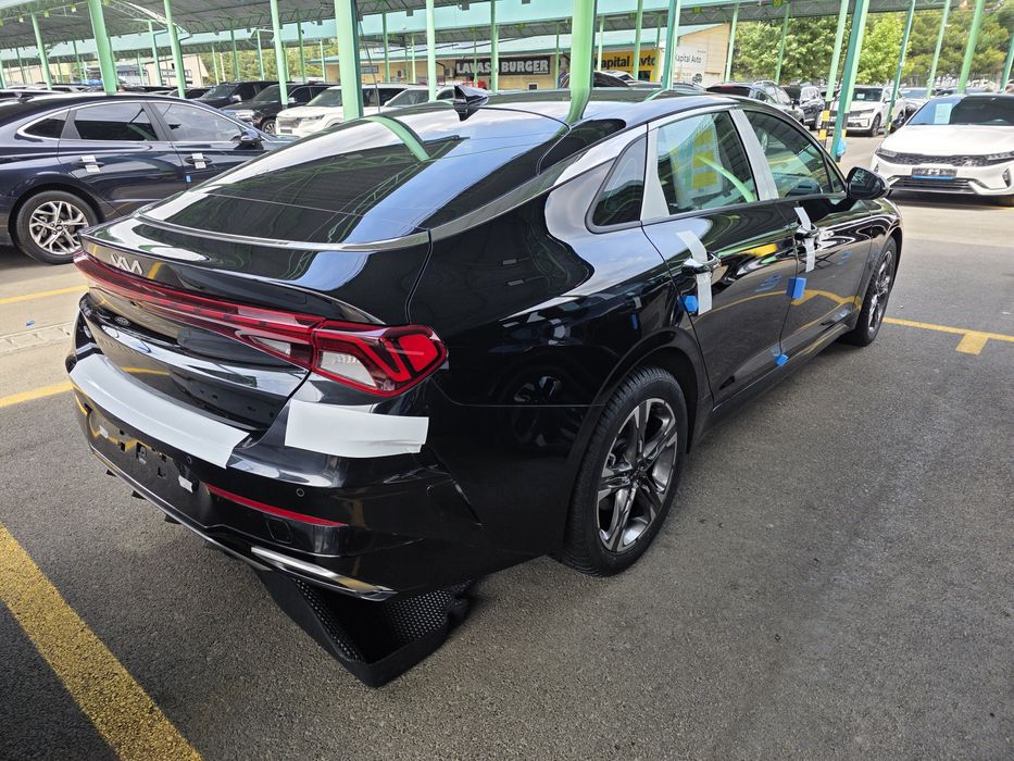 Kia K5 Style +    2.5 mator