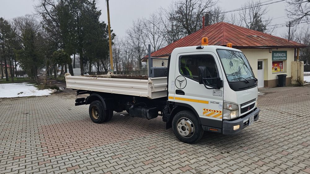 Mitsubishi fuso basculabil