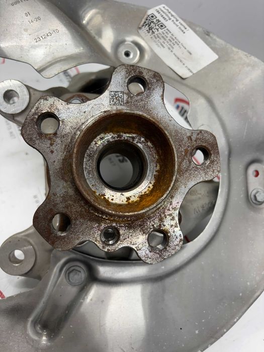 Преден Ляв Шенкел С Лагер За БМВ 1 Ф70 2 Ф74 Ф78 У06 BMW 1er F70 2er F74 F78 U06