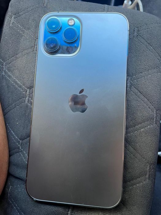 Aйфон 12про макс