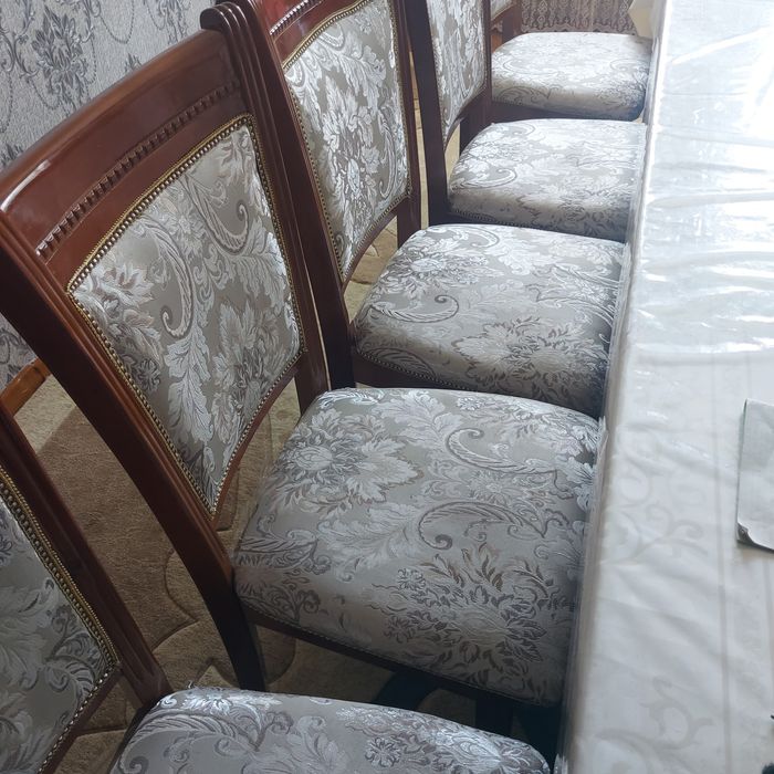 Стулья б/у в отличном состоянии