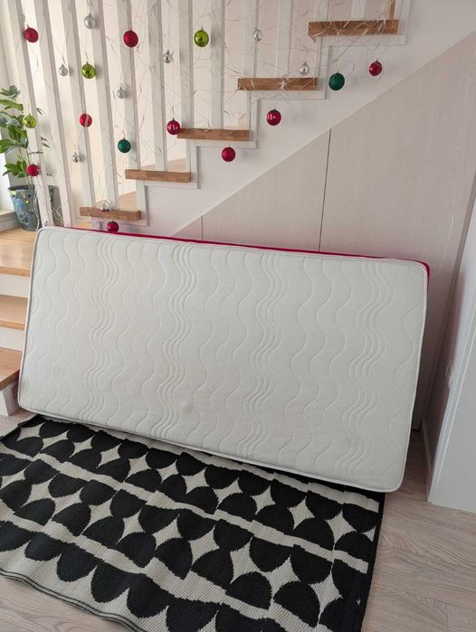 Saltea ortopedica nefolosita 90x180x18 plus 16 covorase scari cadou