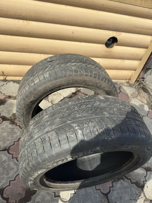 Продам резину 255/50/19