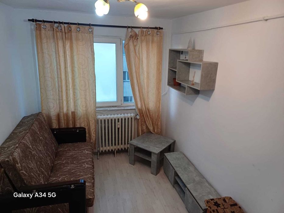 Vând apartament cu 2 camere in Brașov, zona Tractorul