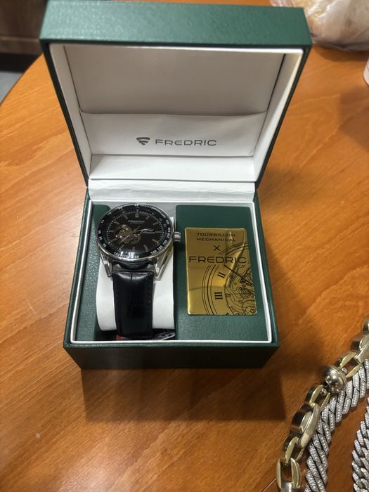 Амтомятичен часовник Fredric