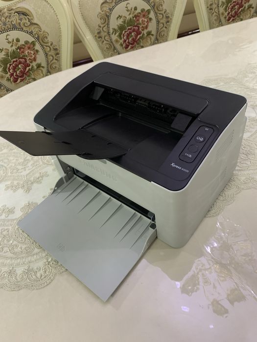Срочно!!! Принтер Samsung M2020 сотилади