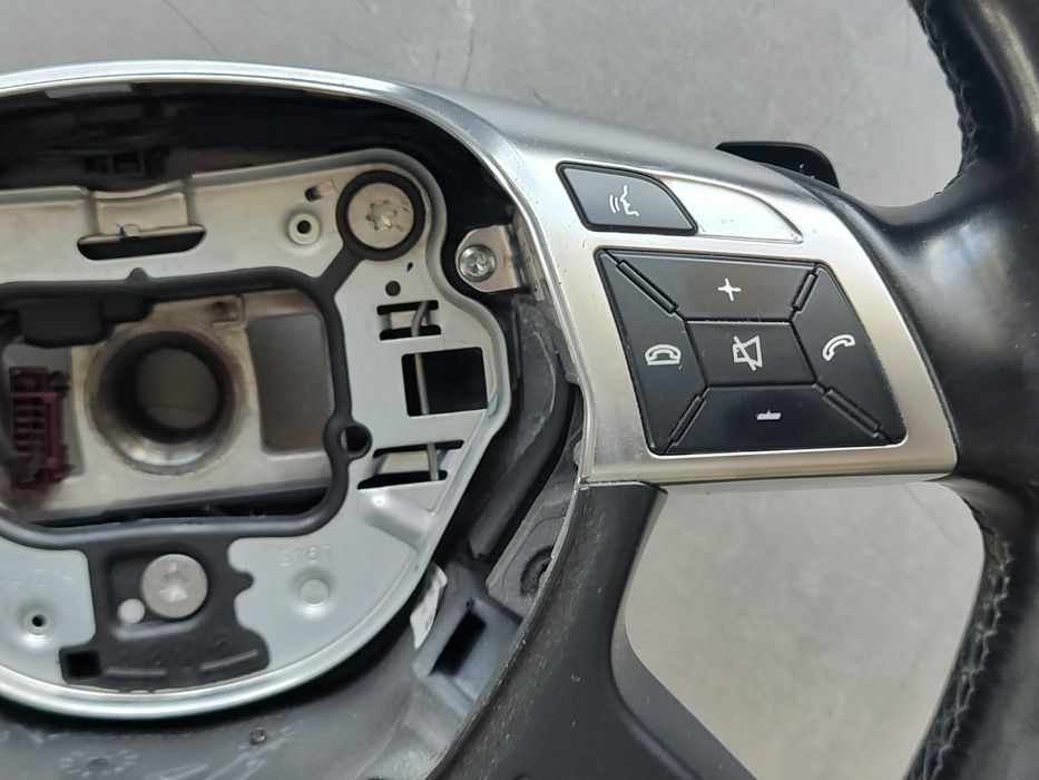 Волан Mercedes W212/W204 + Airbag и  SCM конзола
