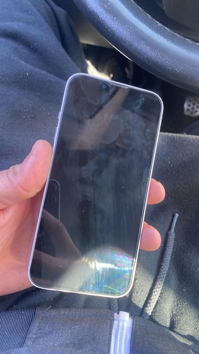 Vând iPhone 14 100%bateria nu are nici o zgârietură 200€