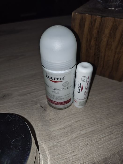 Eucerin hialuron-filler 3xeffect серията дневен и нощен крем + рол он и балсам