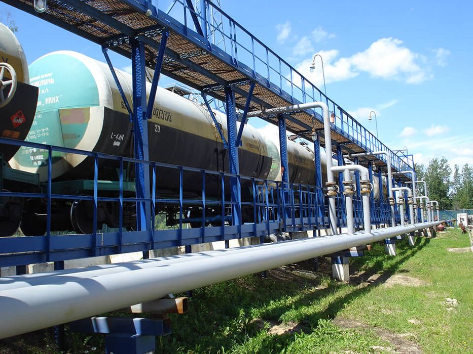 Продаётся НовыйДействующей Нефт База.