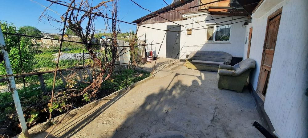 Продам дом на красном камне