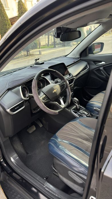 Продам Tracker 2 premier