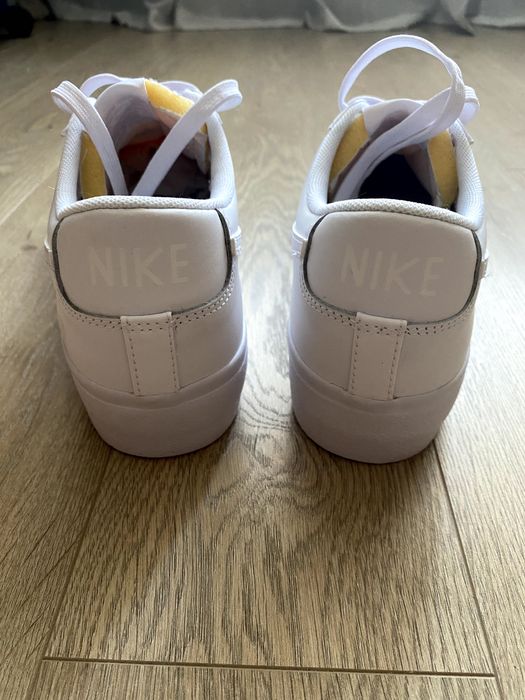 Nike Blazer Low Platform 10 US