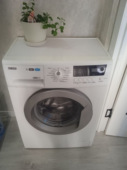 Стиральная машина zanussi