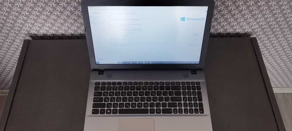 Ноутбук ASUS X541U