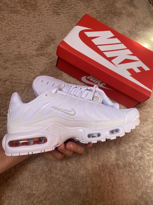Nike Air Max Plus Triple White