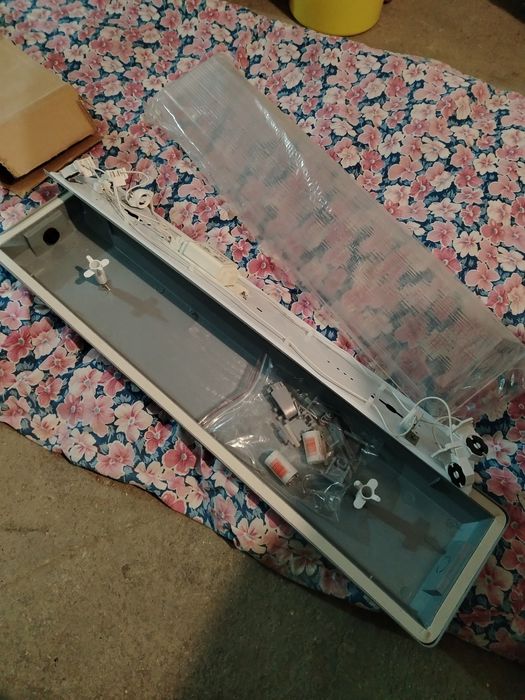 Лампы освещения.