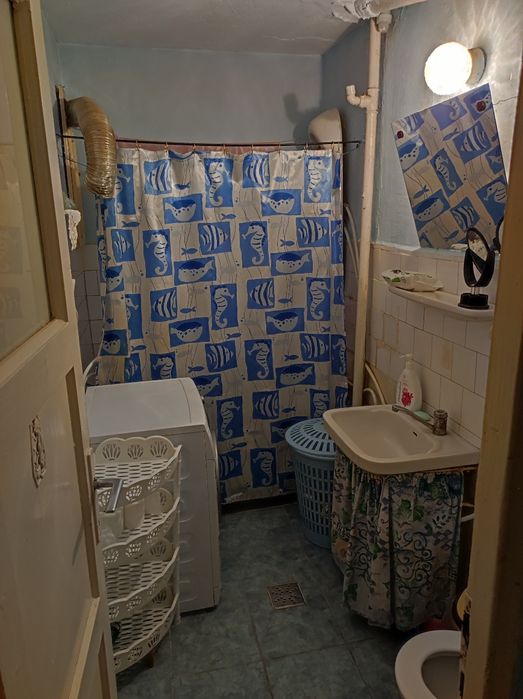 Apartament 3 camere, decomandat, parter