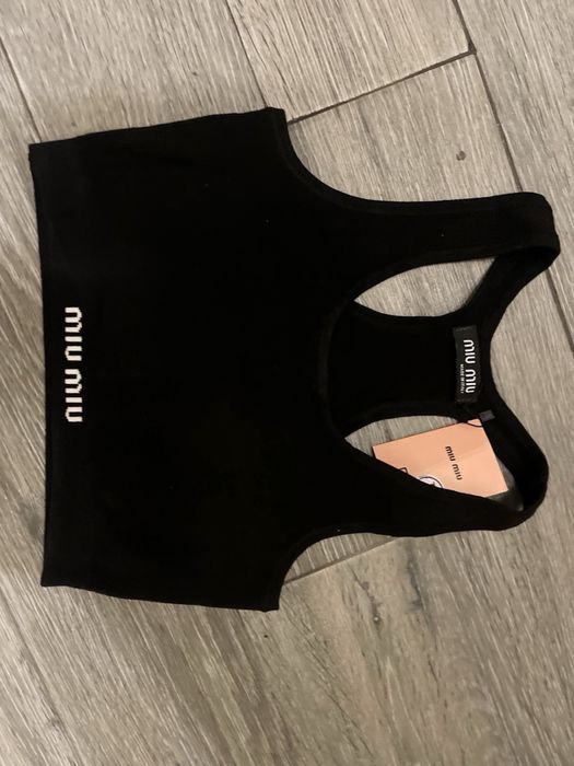 Топ от машинно плетиво намален