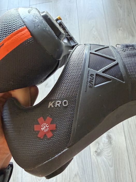Pantofi ciclism DMT KR0 EVO Carbon 44