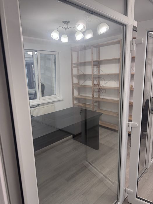 De vanzare spatiu de birou 4 camere,o baie situat vizavi de Politia Rutiera, in Targu Mures.