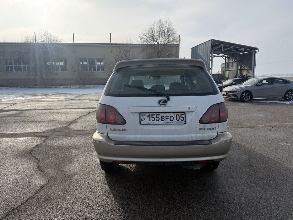 Rx300  лексуз в хорошем состоянии