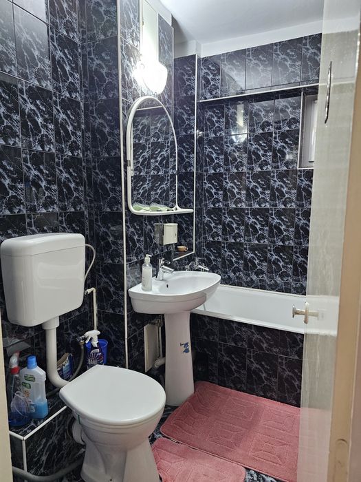 Inchiriez apartament 2 camere