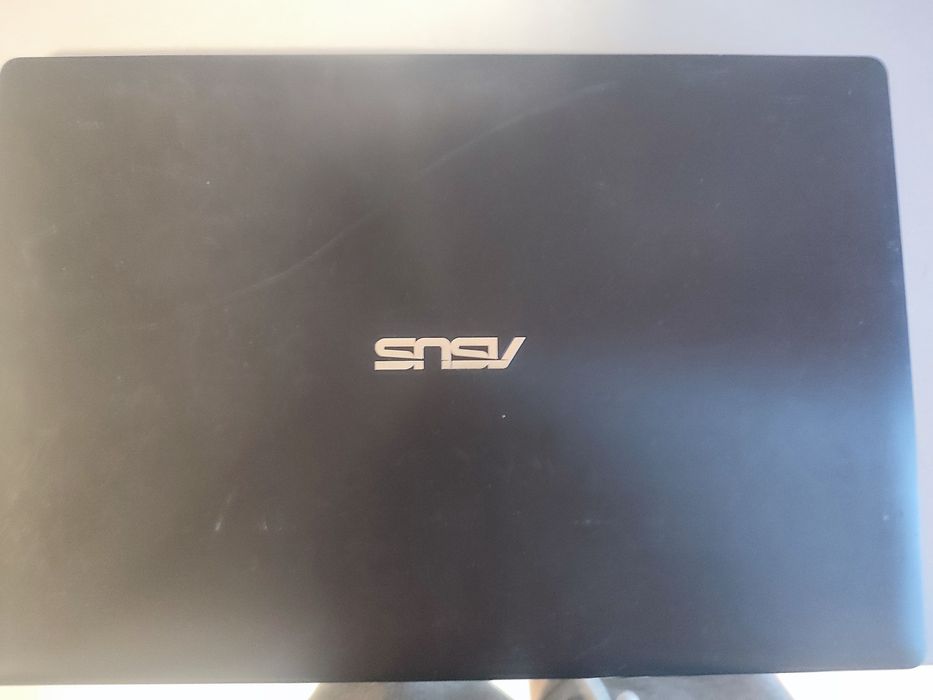 Asus leptop in stare foarte buna