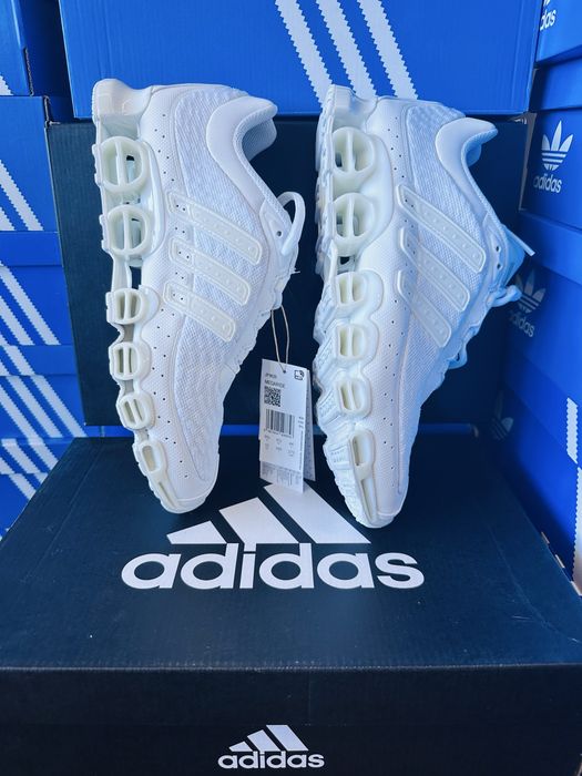 *Чисто Нови* Adidas Megaride *Footwear White & Grey One*