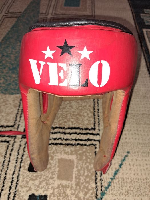 Боксерский шлем перчатка Velo