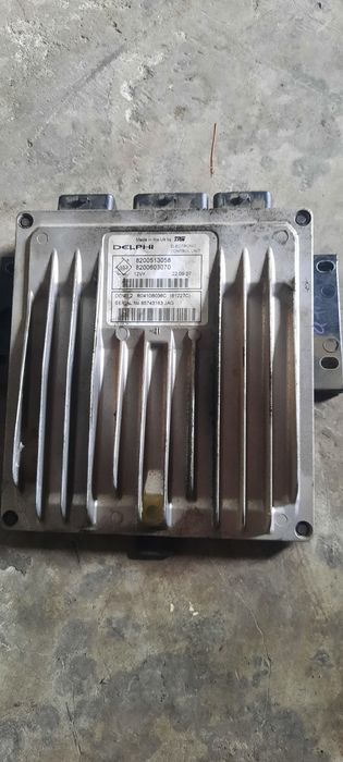 Calculator logan ,renault + cheie contact