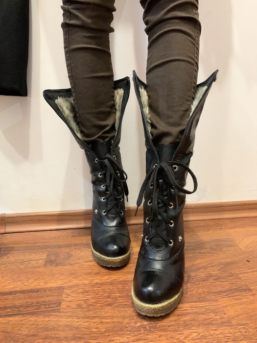 Ghetute cu blana si toc