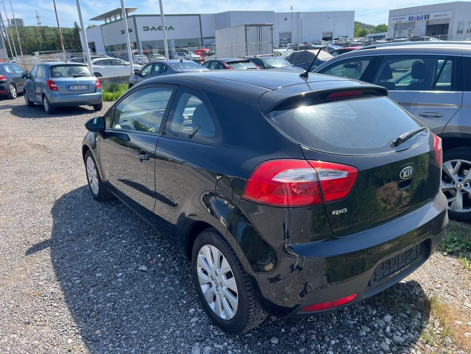 KIA Rio 2012 — imagine 3