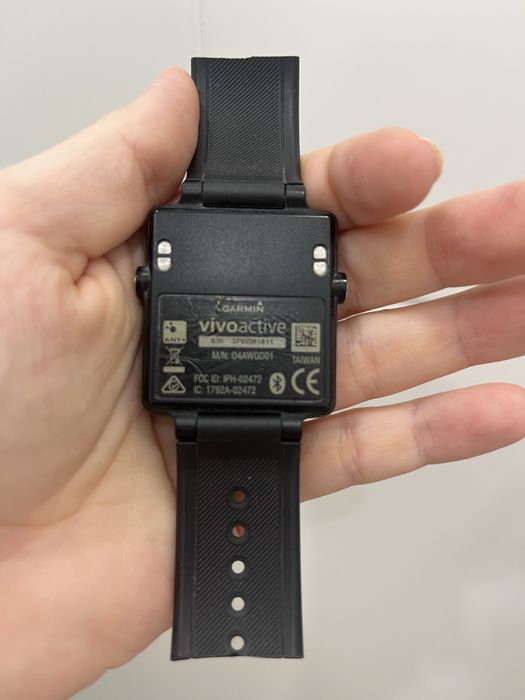 Часы Garmin Vivoactive