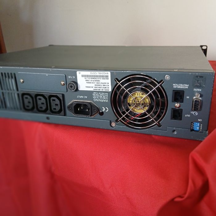 UPS Ablerex 1000VA/700W