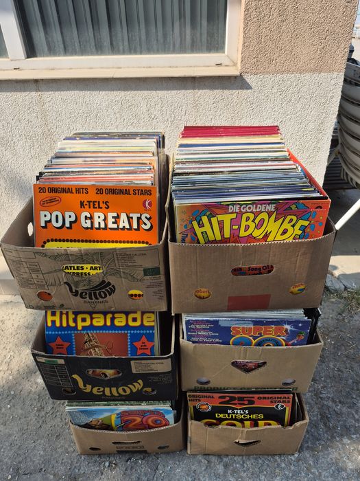 Vând Lot 150 Discuri Vinil colectie muzica usoara mixta straina