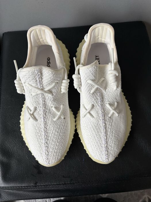 Adidar Yeezy Boost 350 v2