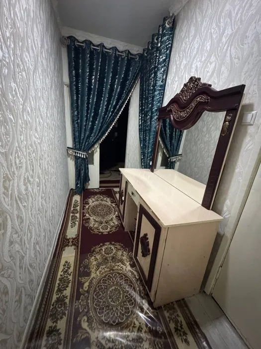 Продается квартира 1/1/5 Башлык 38м2 Яккасарай