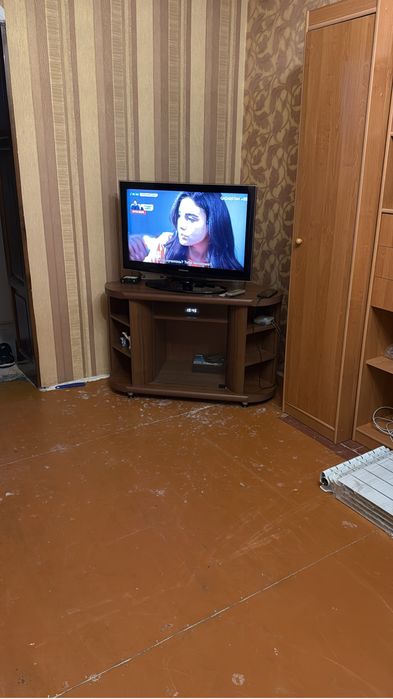 Продам тумбу под телевизор. Польша