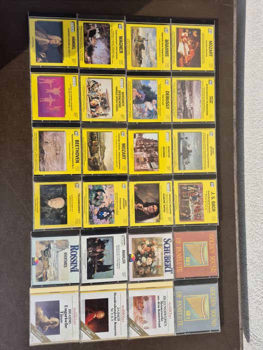 Vand 24 CD muzică clasică mixta,colectia Gala klasic & colectia ZYX .