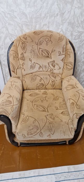 Отдам Кресло  БЕСПЛАТНО