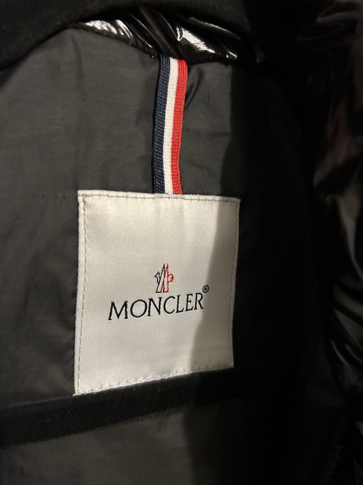 Vesta Moncler lucioasa M