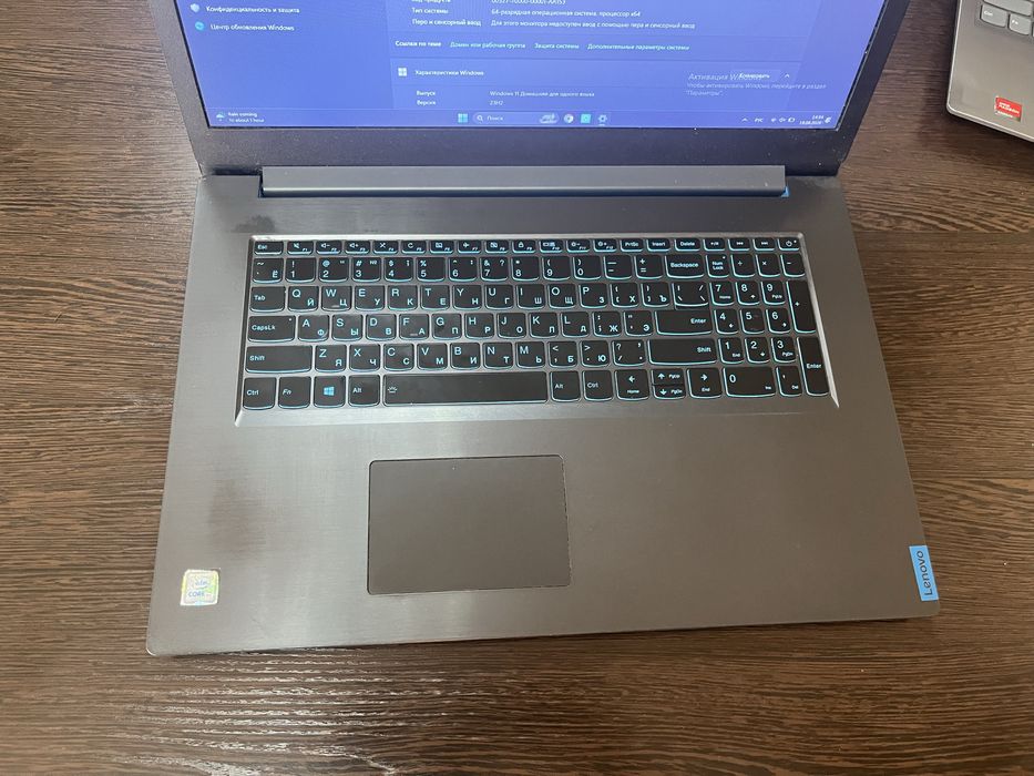 Игровой ноутбук Lenovo