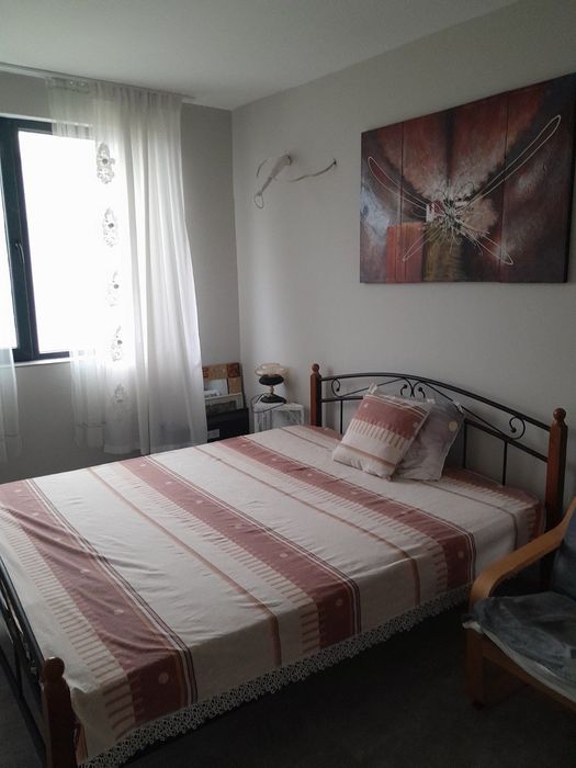 Тристаен - обзаведен