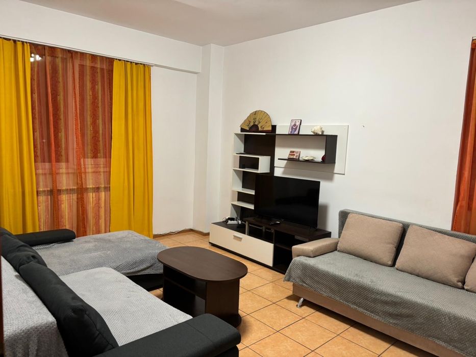Inchiriez Apartament cu 2 camere