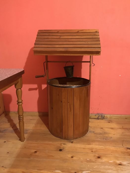 Продавам чамови мебели