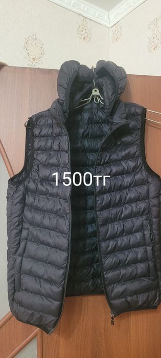 Продам ветровки куртки по 2000тг