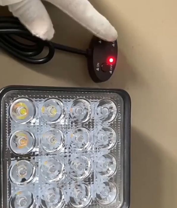 Комплект кабелна гарнитура за двуцветна светлинна лента Amber White 16AWG с реле 12V, 15A вграден ножов предпазител и бутонен ключ за офроуд