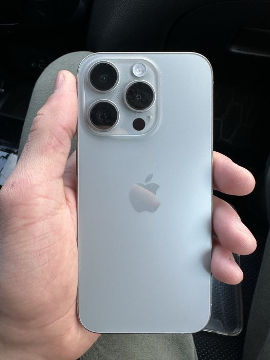 Продам iphone 15 pro 128 gb