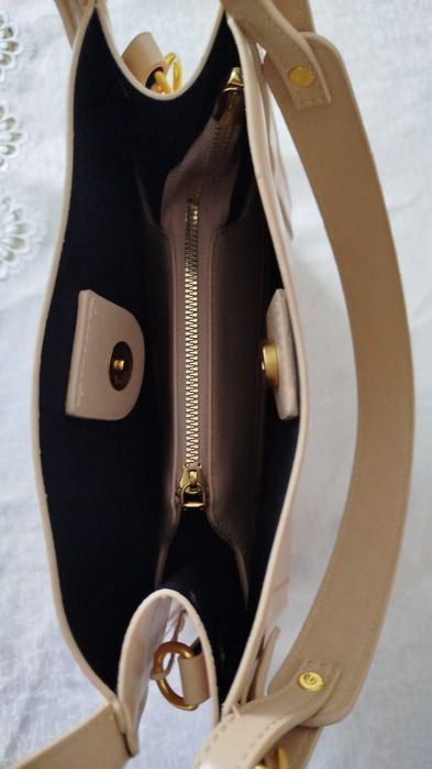 Продам платья почти новые